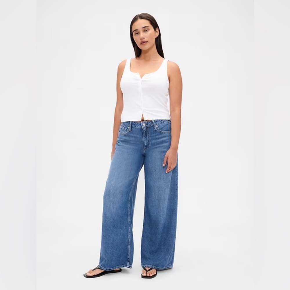 NWT Gap Curvy Ultra Soft Baggy Jeans